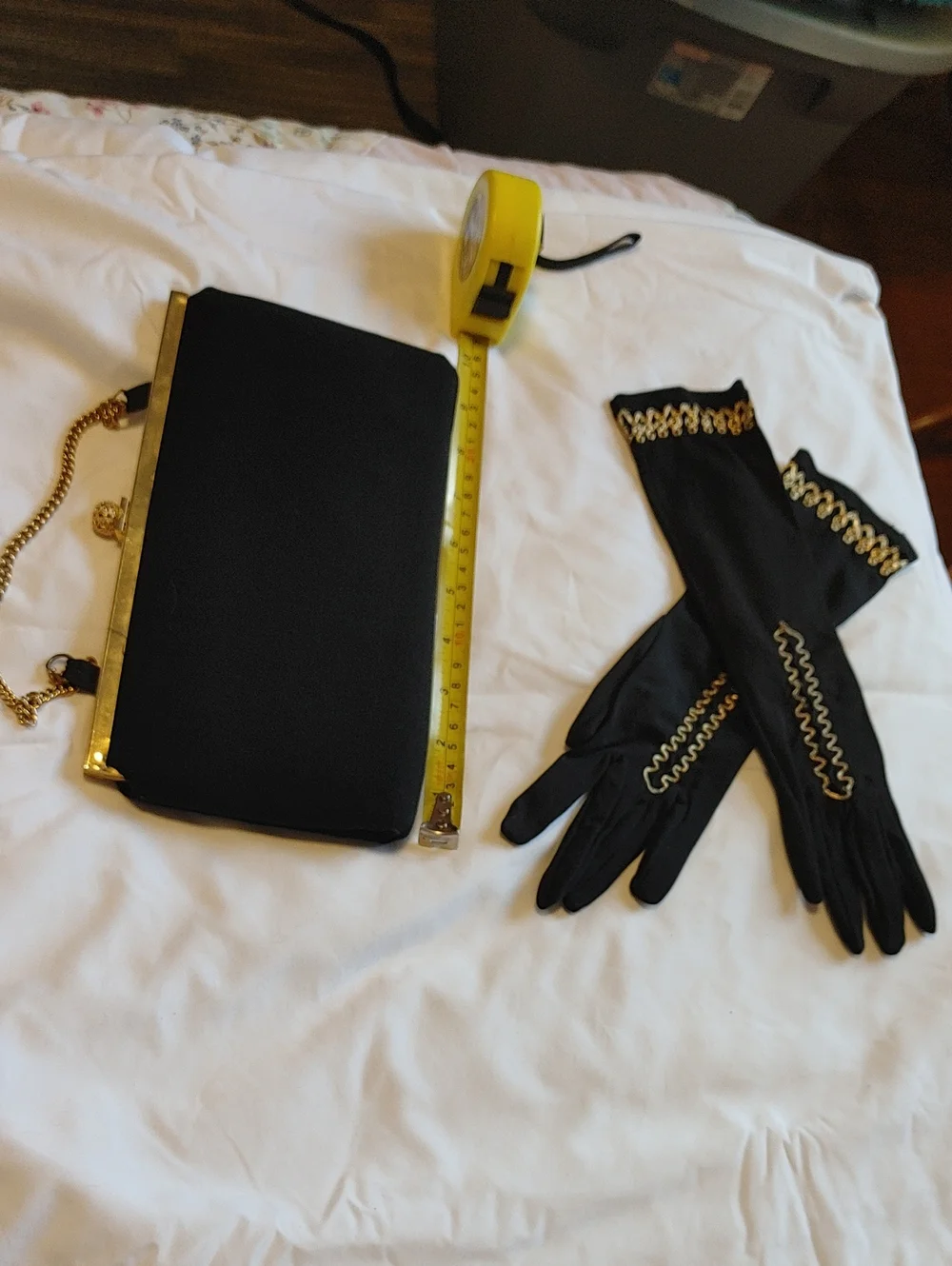 Authentic 1950s Black And Gold Clutch With Matching Gloves